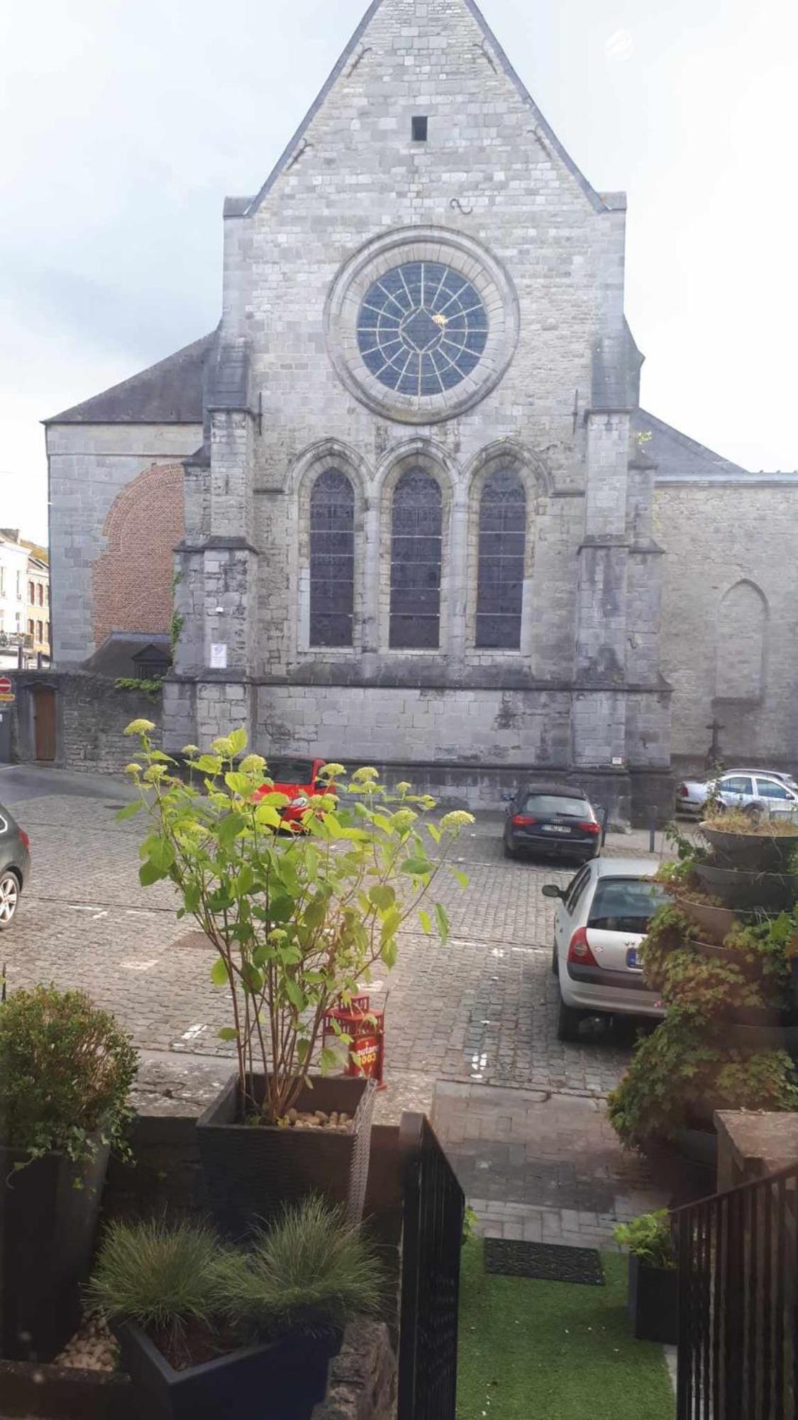 " Chimay Welcome " ---------------- Au Coeur De La Ville Historique --Exceptionnellement Calme 外观 照片